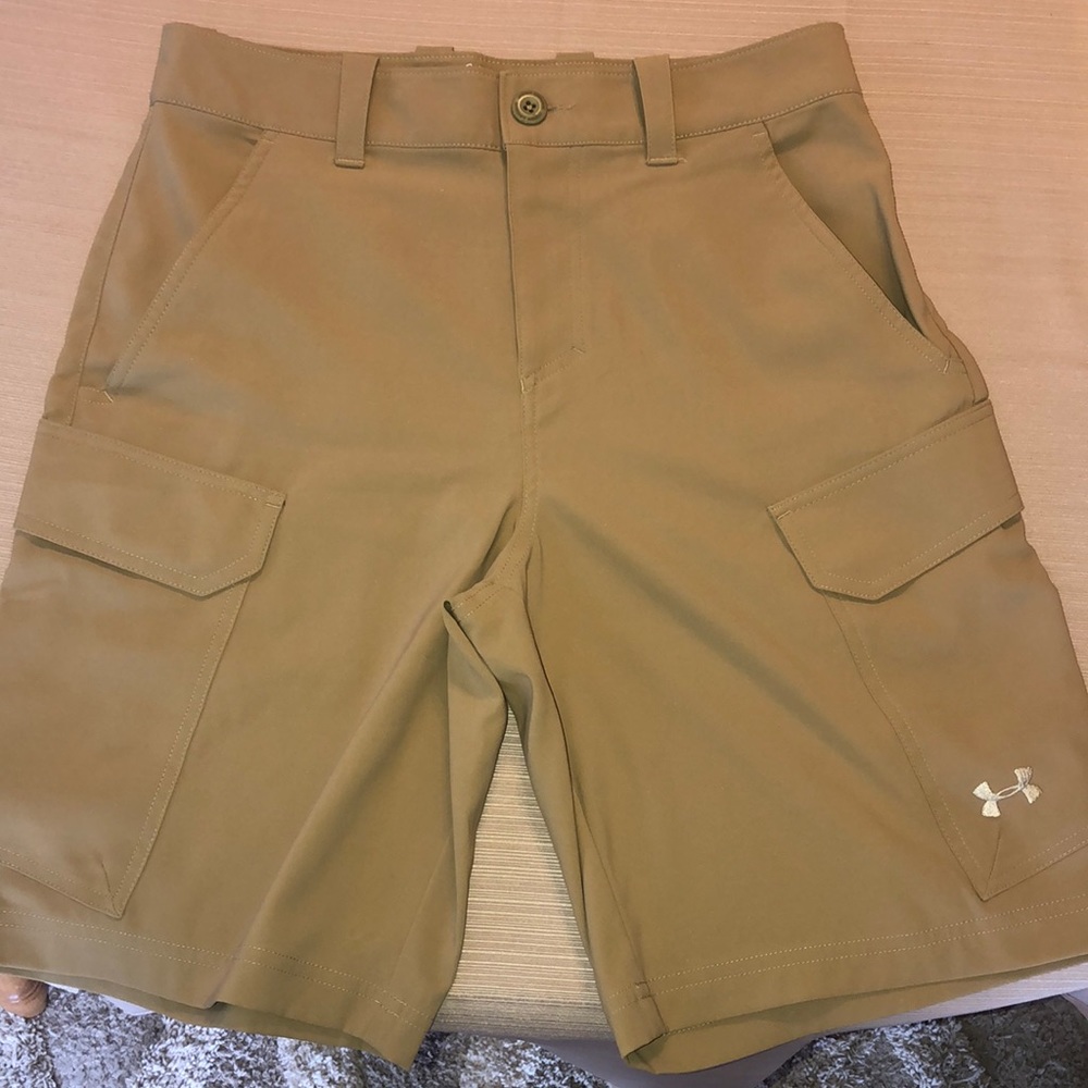 Khaki Men’s Under Armour Golf Shorts